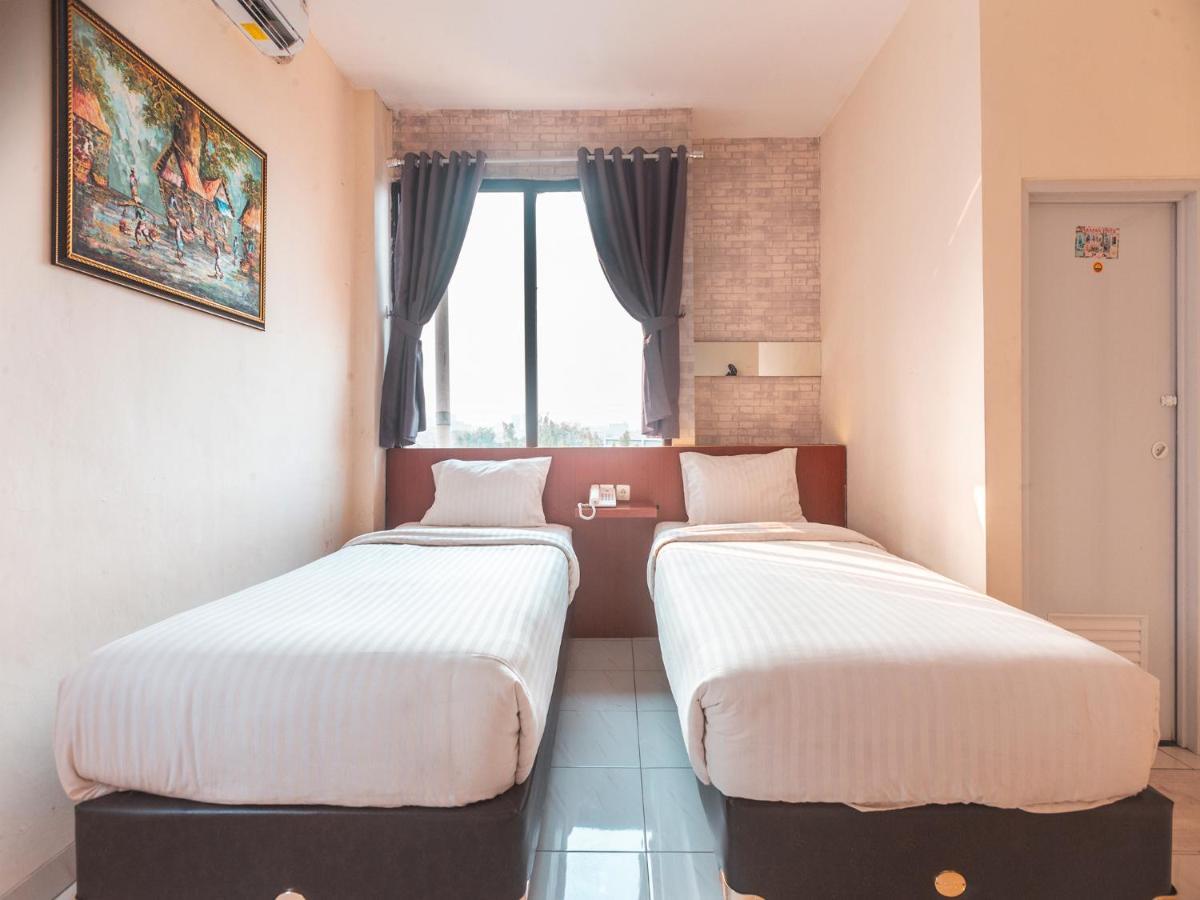 Hotel Celvasha Jakarta Luaran gambar